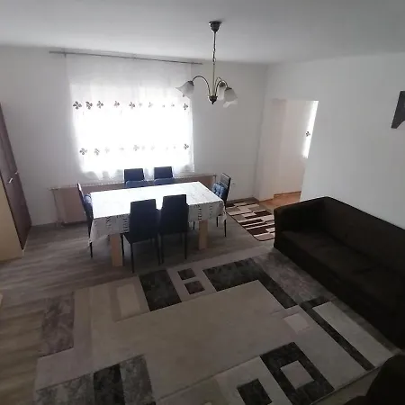 Feriehus Family House Eger